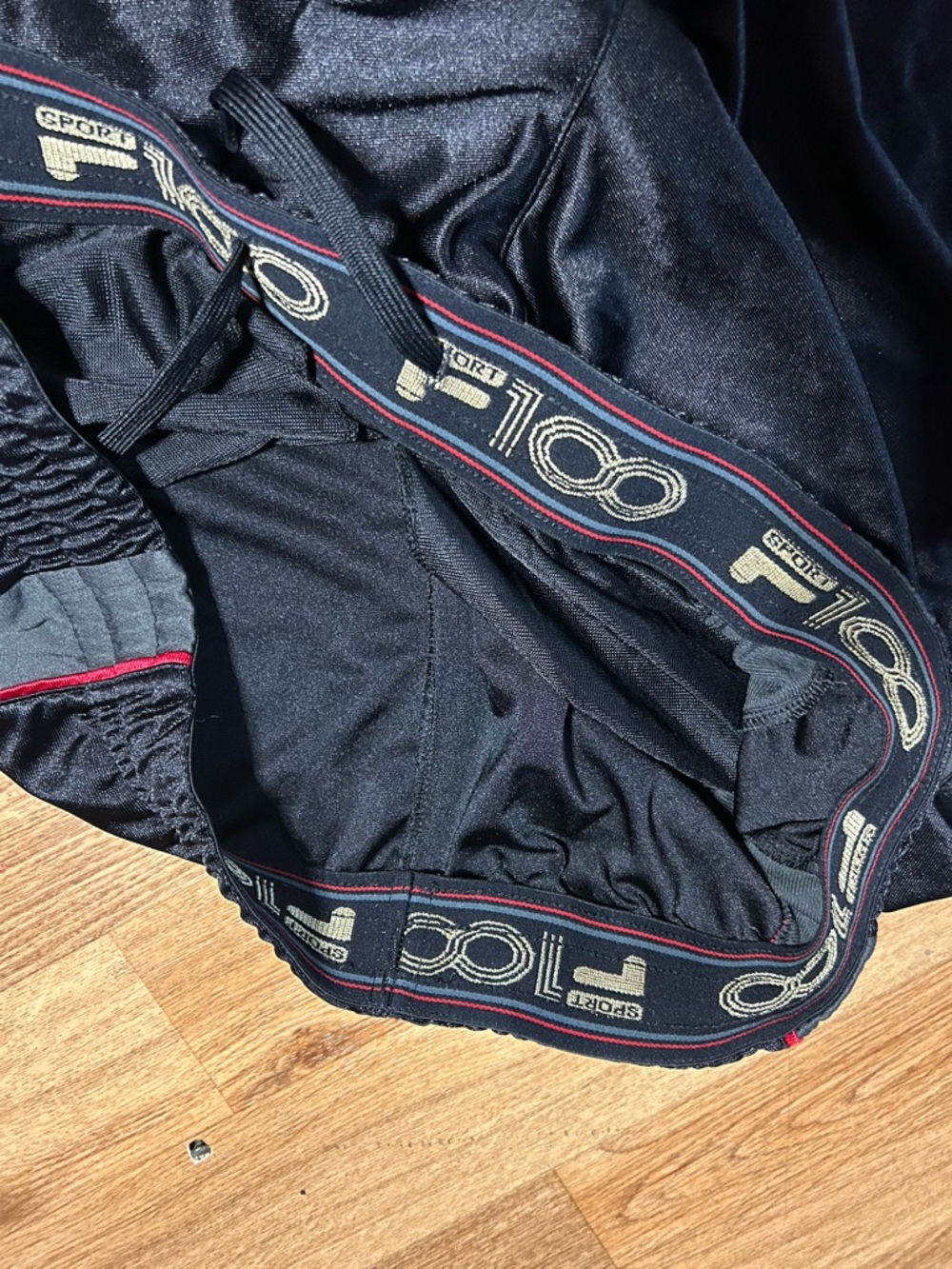 Fila Dazzle Short - Picture 3 of 4